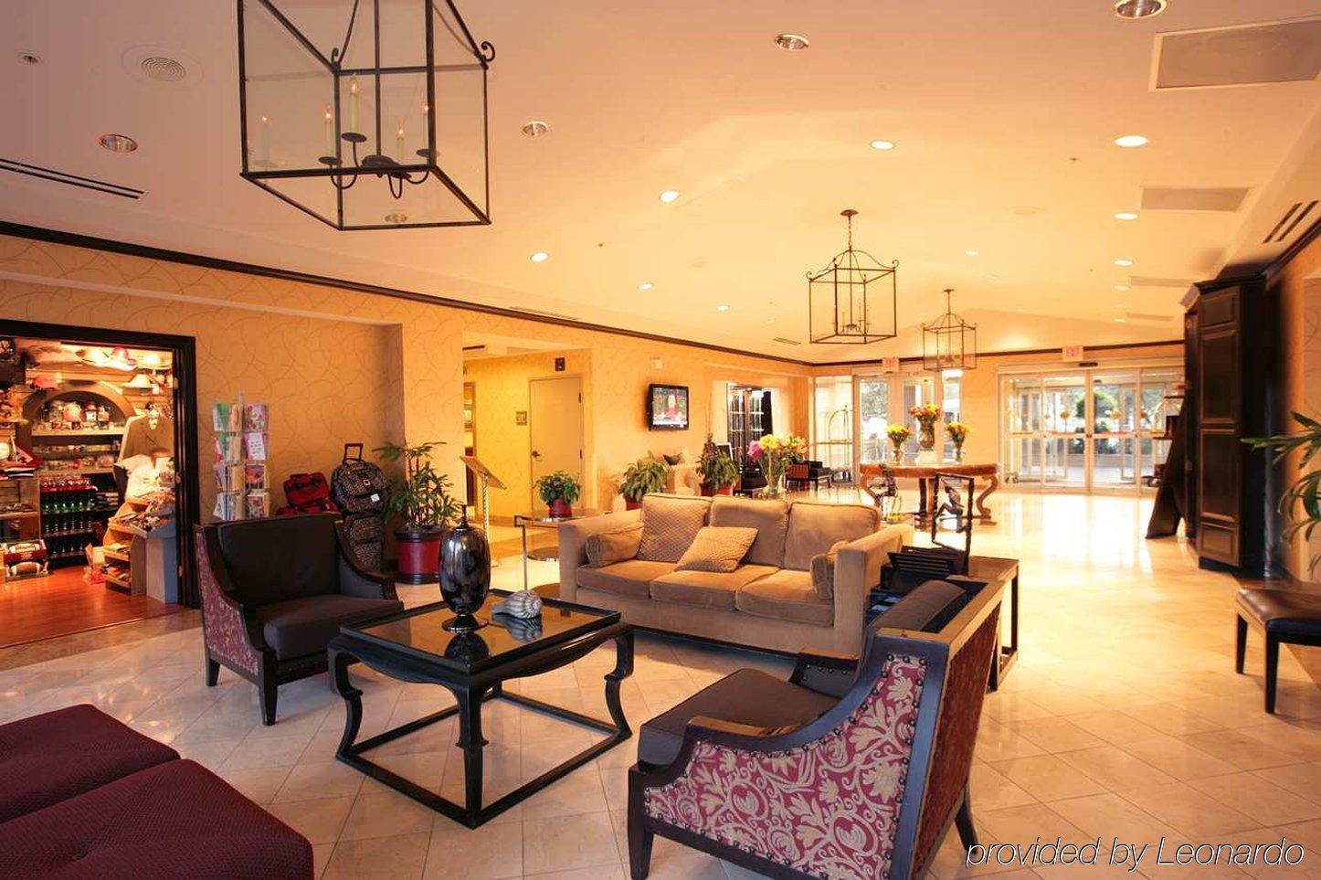 Doubletree By Hilton Dallas Market Center Interior photo
